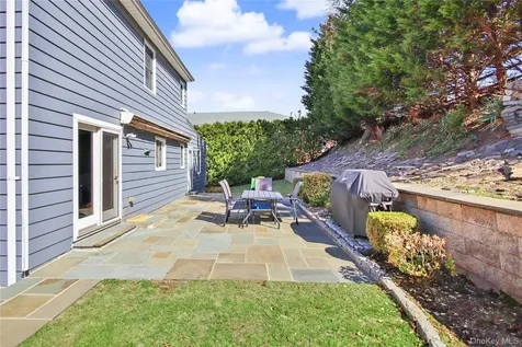 14 Emerald Place Yonkers NY 10703