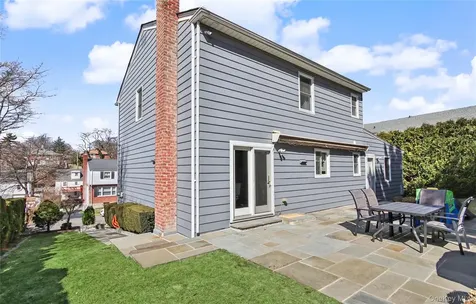14 Emerald Place Yonkers NY 10703