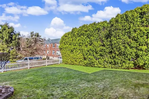 14 Emerald Place Yonkers NY 10703