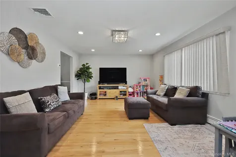 14 Emerald Place Yonkers NY 10703