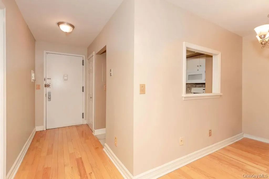 1374 Midland Avenue Bronxville NY 10708