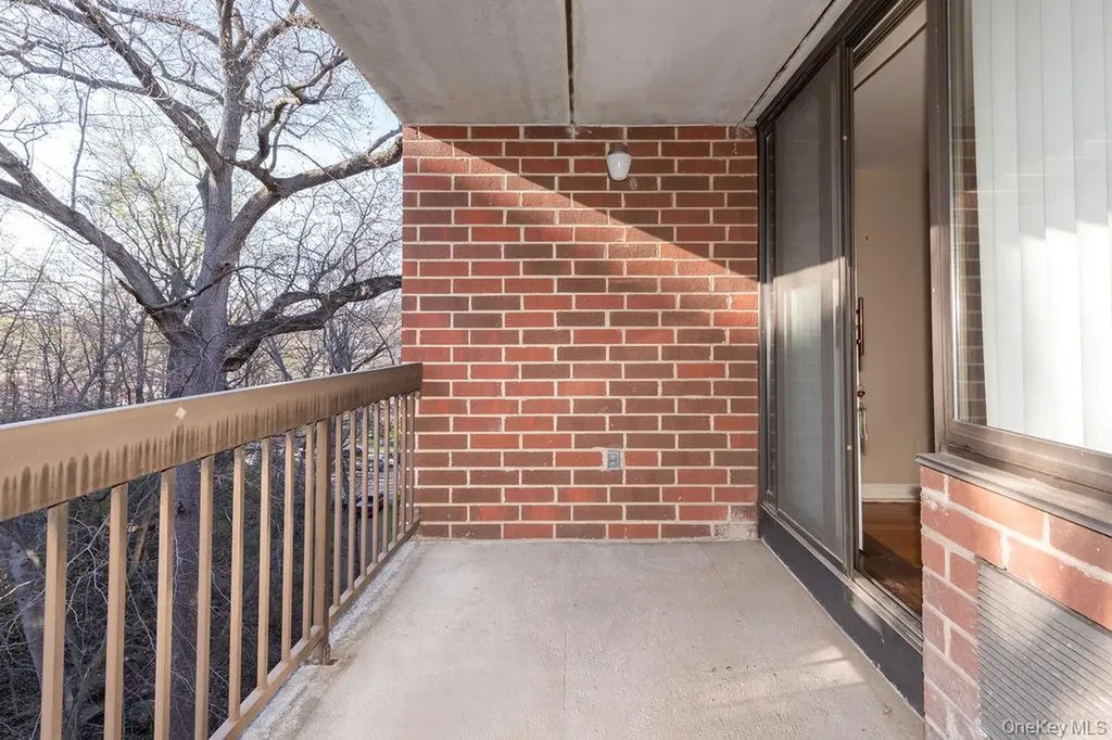 1374 Midland Avenue Bronxville NY 10708