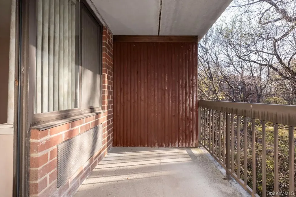 1374 Midland Avenue Bronxville NY 10708