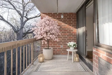 1374 Midland Avenue Bronxville NY 10708