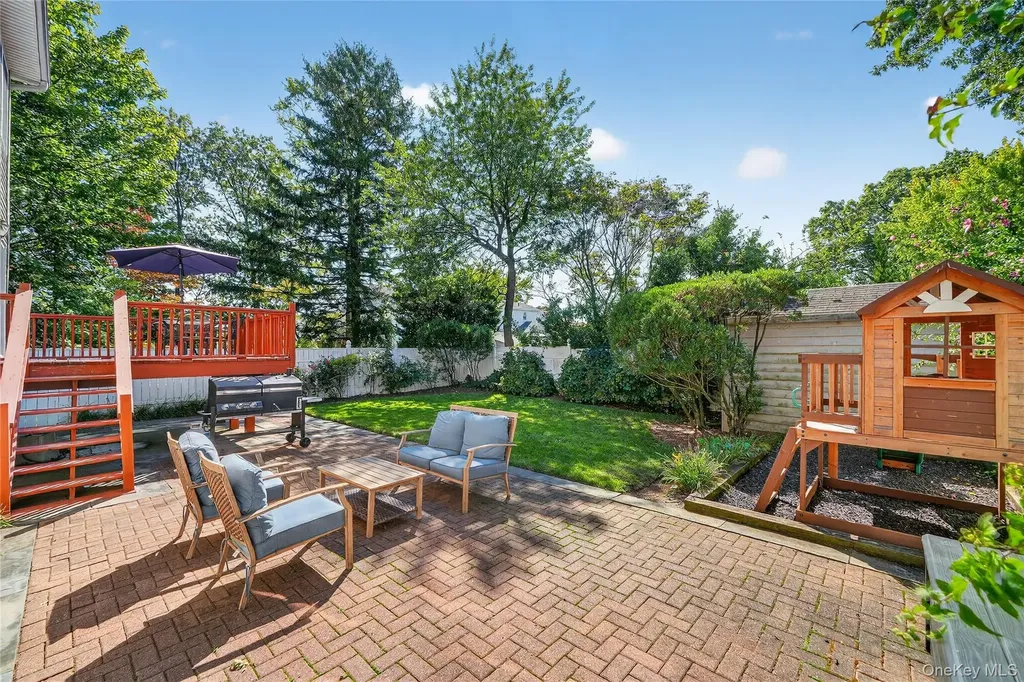 209 Neuton Avenue Rye Brook NY 10573