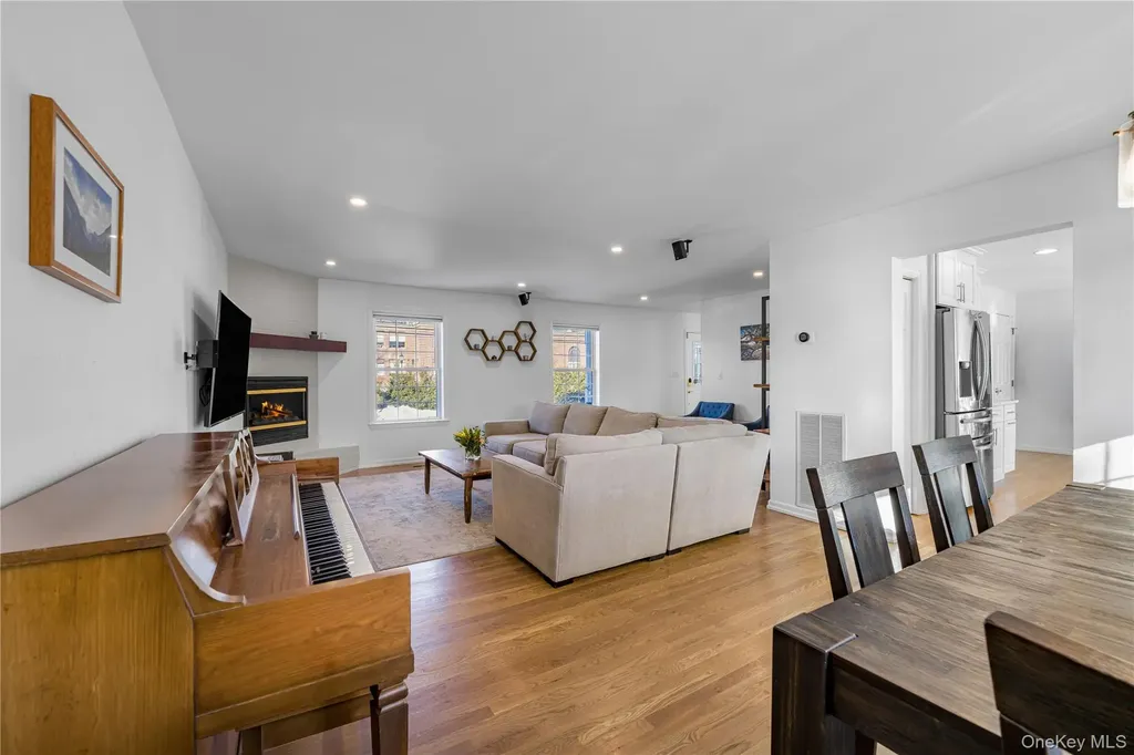 209 Neuton Avenue Rye Brook NY 10573