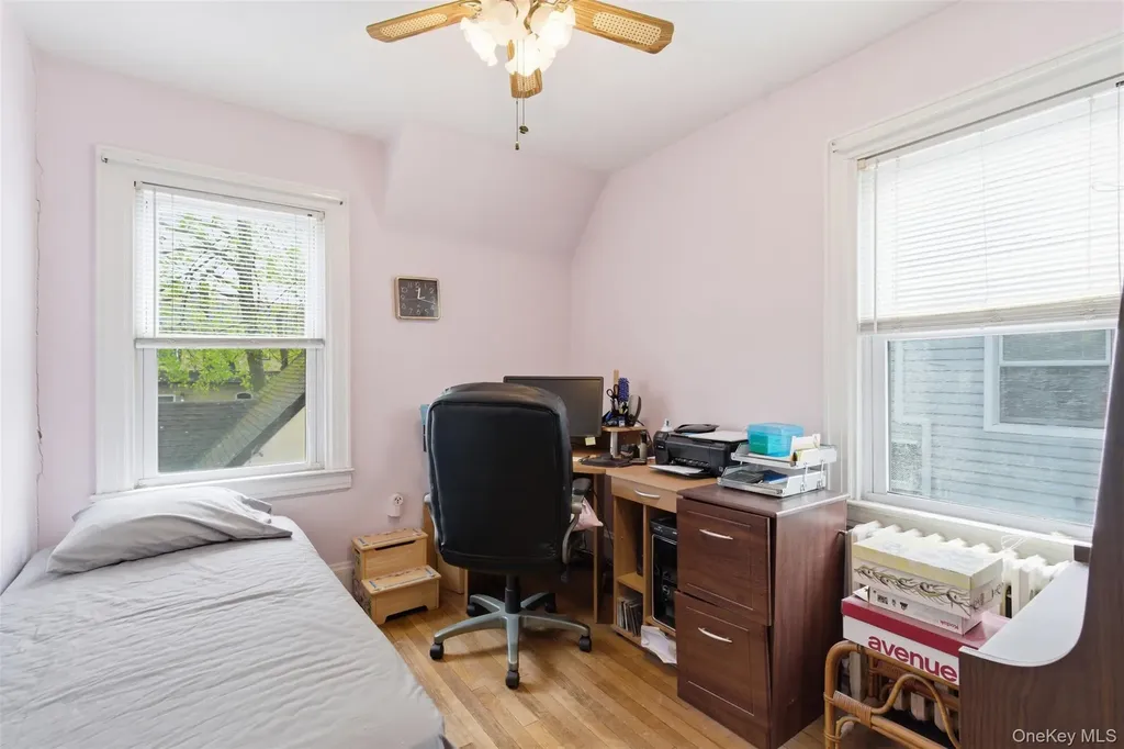 25 Iris Avenue Floral Park NY 11001