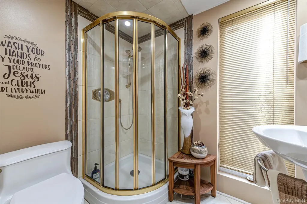 32 Imperial Drive Selden NY 11784
