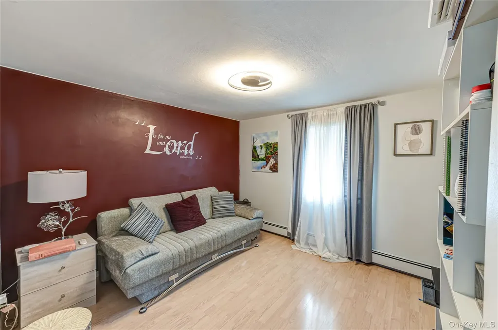 32 Imperial Drive Selden NY 11784