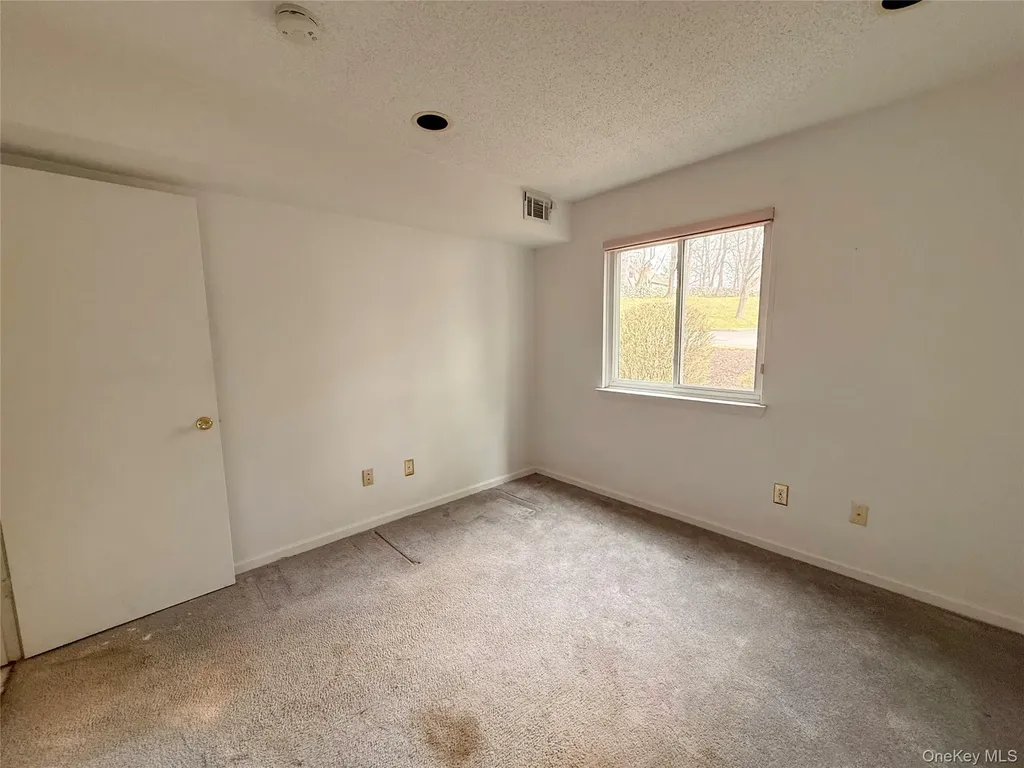 27 Bayberry Drive Peekskill NY 10566