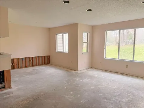 27 Bayberry Drive Peekskill NY 10566