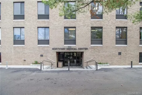 944 N Broadway Yonkers NY 10701
