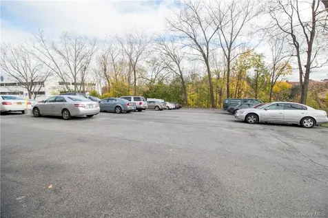 944 N Broadway Yonkers NY 10701