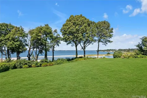 120 W Creek Farms Road Sands Point NY 11050
