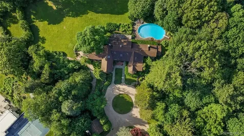 120 W Creek Farms Road Sands Point NY 11050