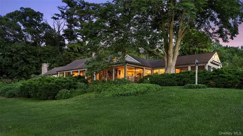 120 W Creek Farms Road Sands Point NY 11050