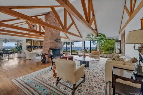 120 W Creek Farms Road Sands Point NY 11050
