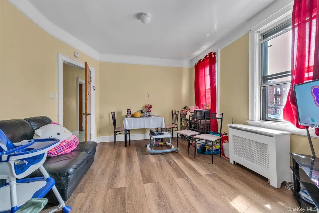 87-02 55th Road Elmhurst NY 11373