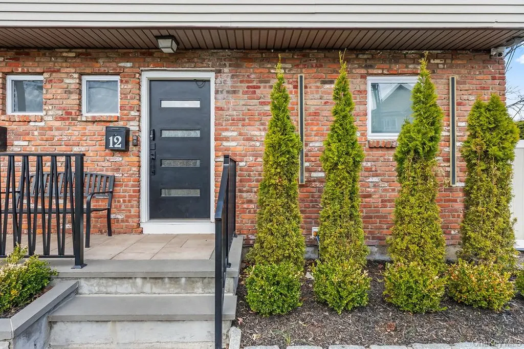 12 Sneden Court Spring Valley NY 10977
