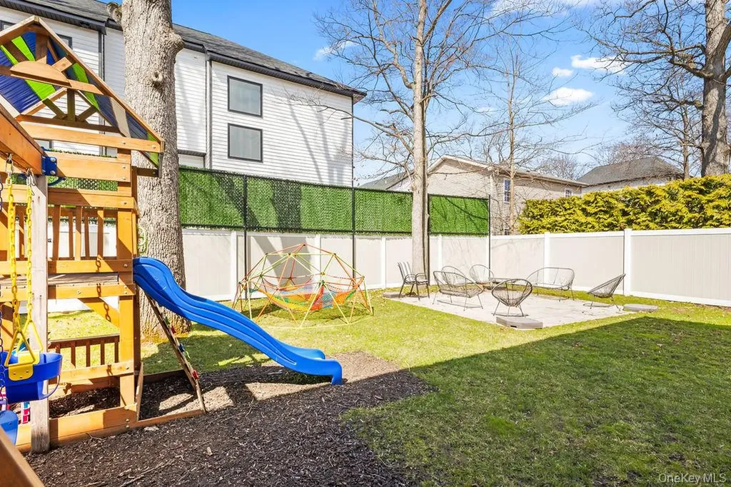 12 Sneden Court Spring Valley NY 10977