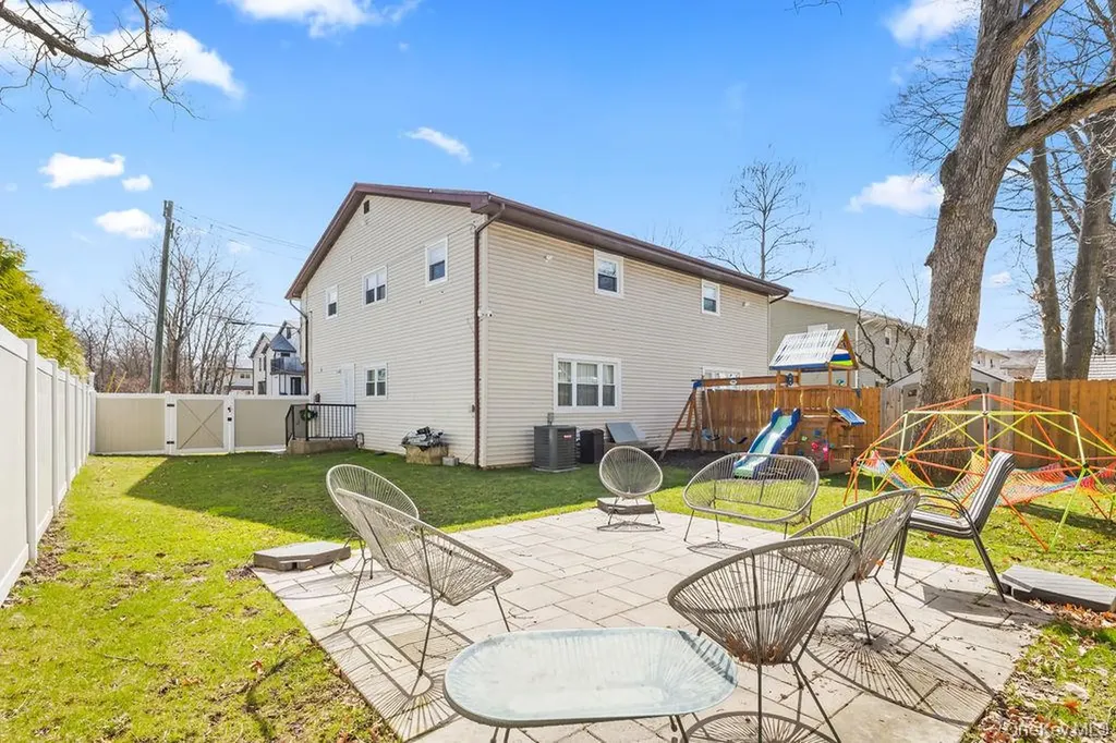 12 Sneden Court Spring Valley NY 10977