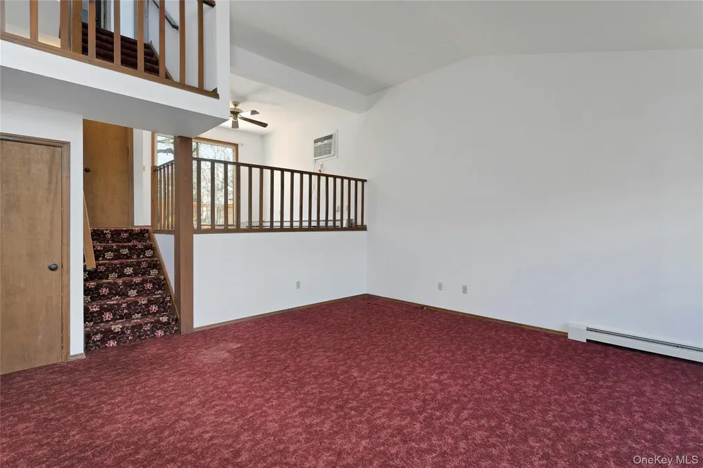 6 Elm Court Fishkill NY 12524