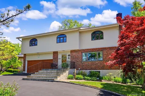 95 Gail Drive New Rochelle NY 10805