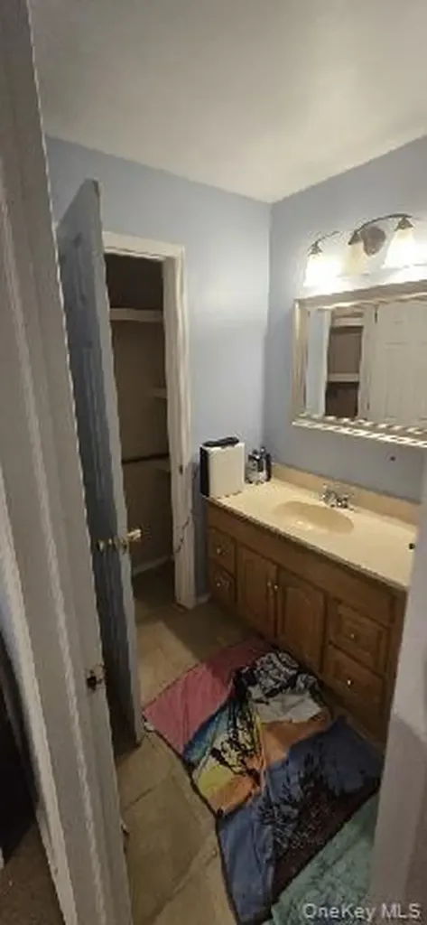 30 Madeley Lane Stony Brook NY 11790