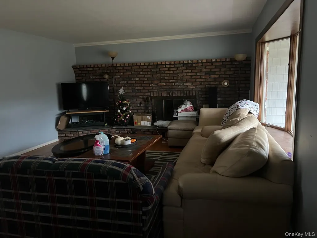 30 Madeley Lane Stony Brook NY 11790