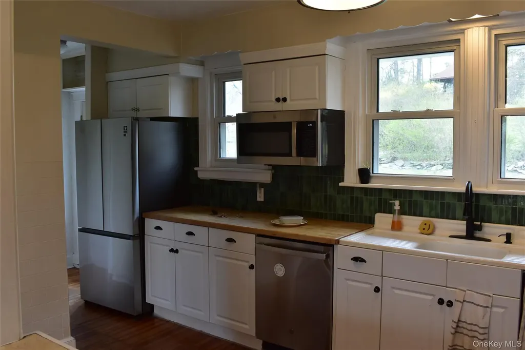 21 Rosalind Road Poughkeepsie NY 12601