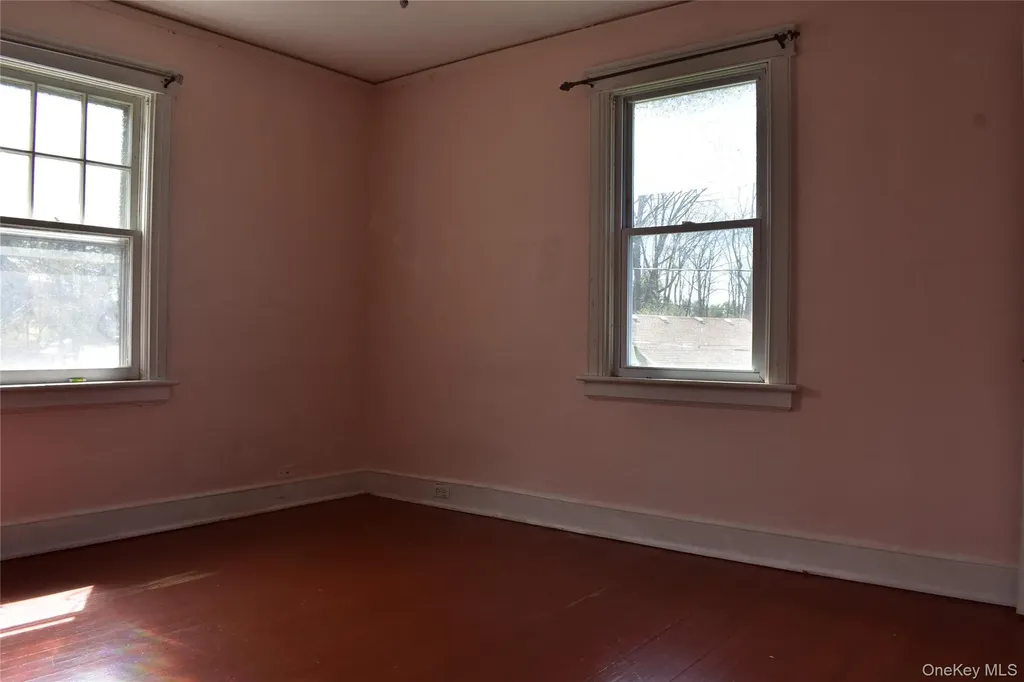 21 Rosalind Road Poughkeepsie NY 12601