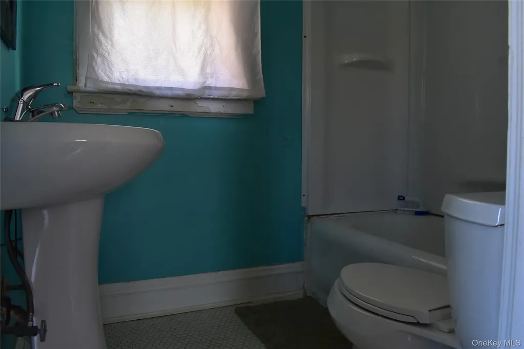 21 Rosalind Road Poughkeepsie NY 12601