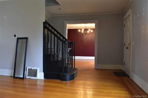 21 Rosalind Road Poughkeepsie NY 12601