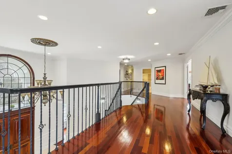 2 Tompkins Court Nyack NY 10960