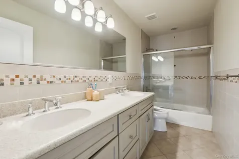 2 Tompkins Court Nyack NY 10960