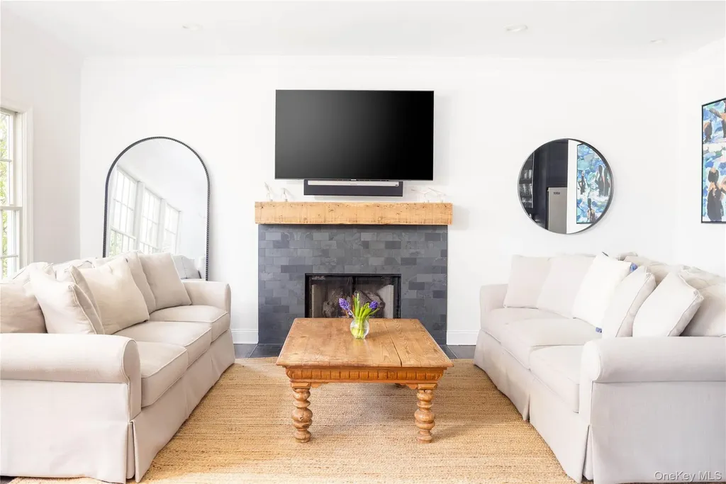 2675 Laurel Trail Laurel NY 11948