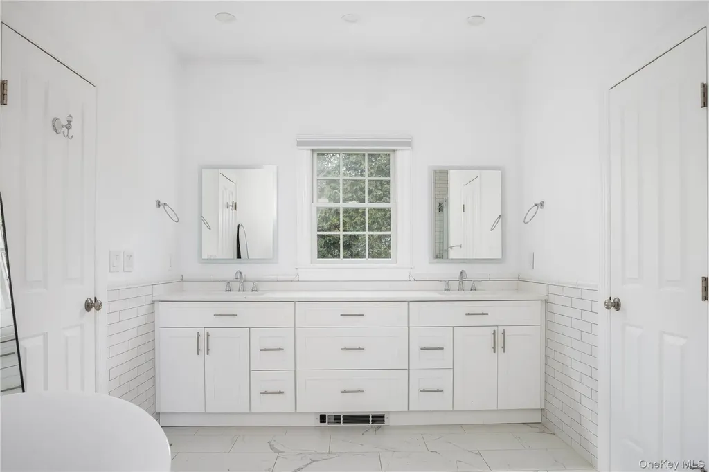 2675 Laurel Trail Laurel NY 11948