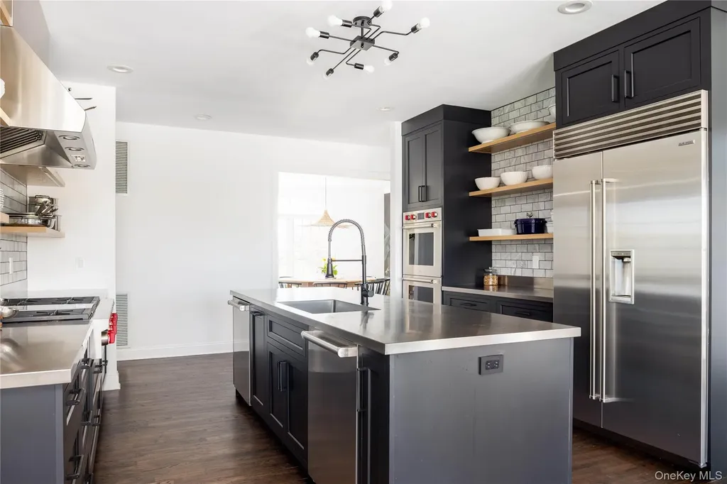 2675 Laurel Trail Laurel NY 11948