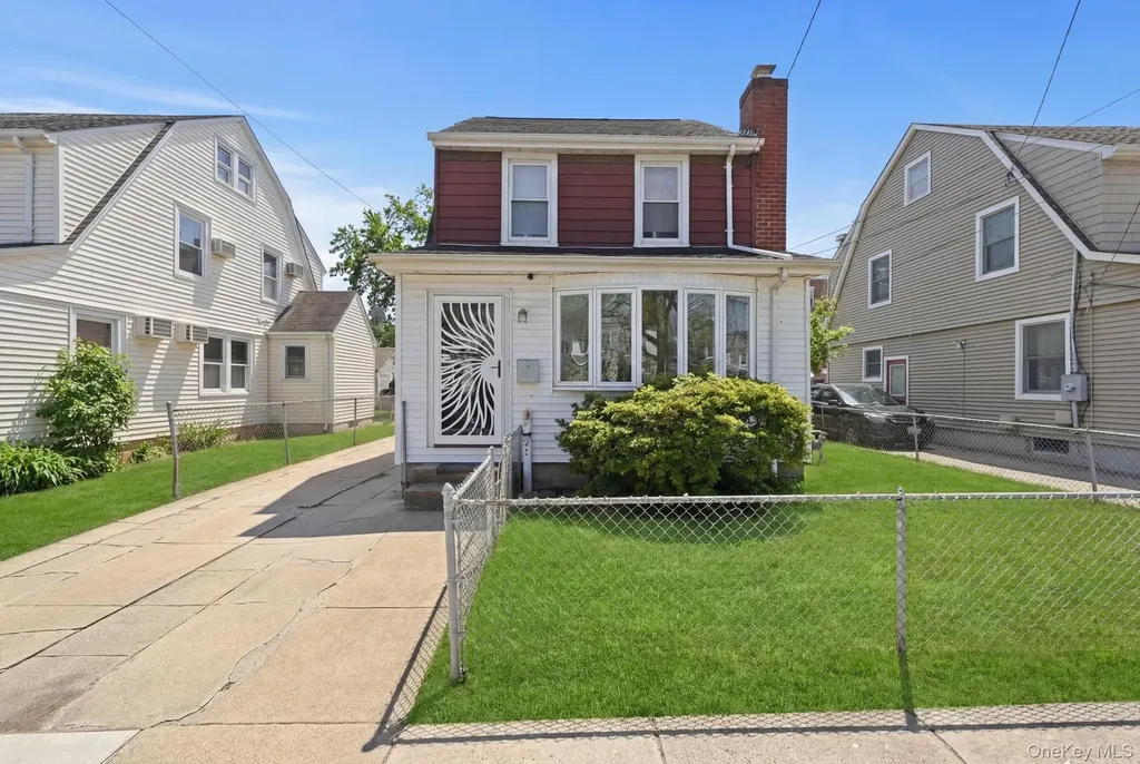 38 Fordham Street Williston Park NY 11596