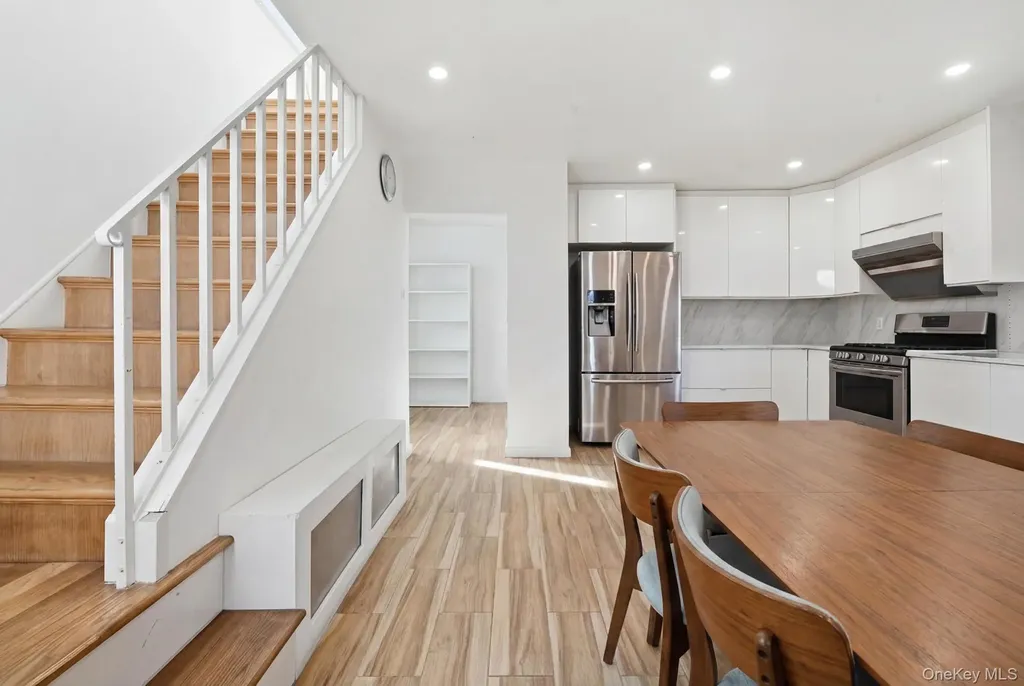 38 Fordham Street Williston Park NY 11596