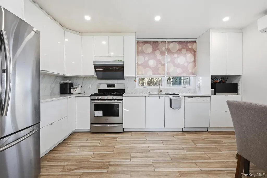 38 Fordham Street Williston Park NY 11596