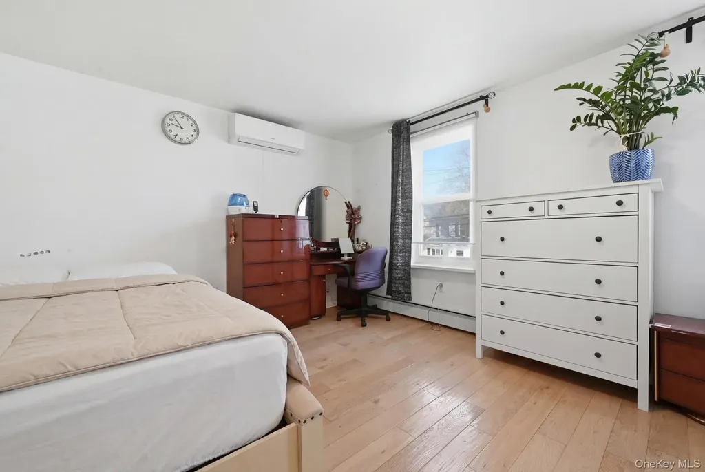 38 Fordham Street Williston Park NY 11596