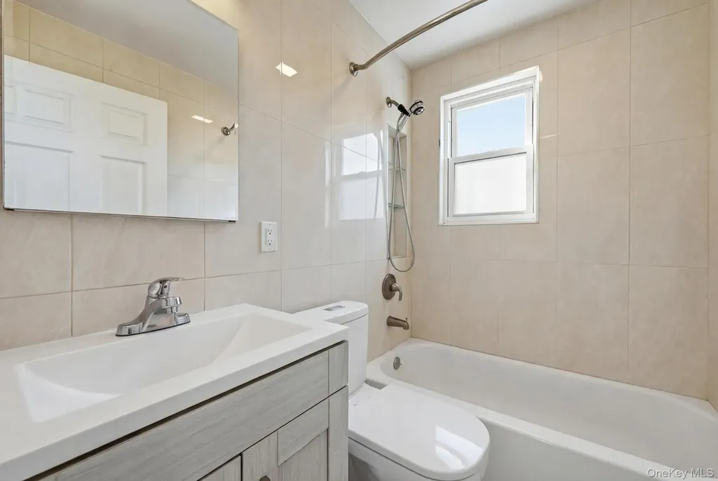 38 Fordham Street Williston Park NY 11596