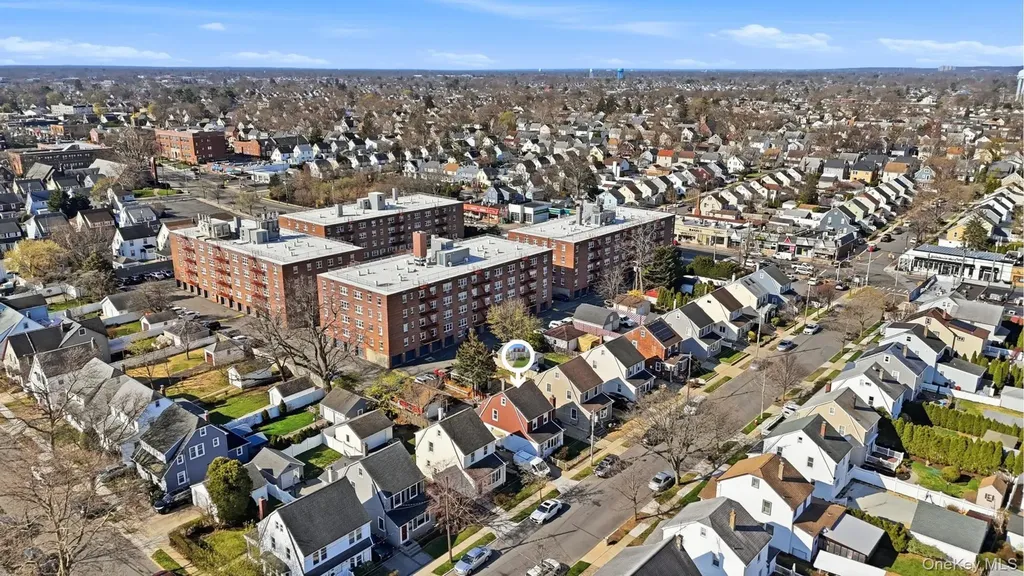 38 Fordham Street Williston Park NY 11596