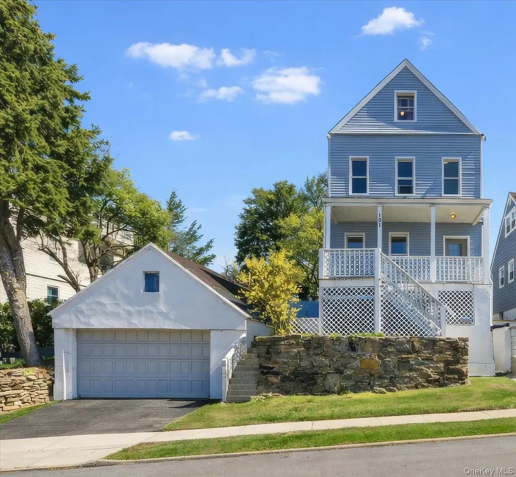 101 Fortfield Avenue Yonkers NY 10701