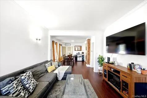 101 Fortfield Avenue Yonkers NY 10701