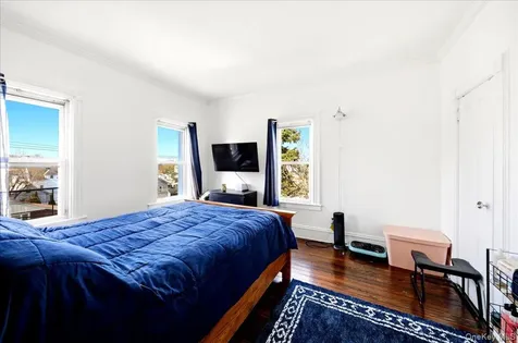 101 Fortfield Avenue Yonkers NY 10701