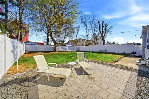 101 Fortfield Avenue Yonkers NY 10701