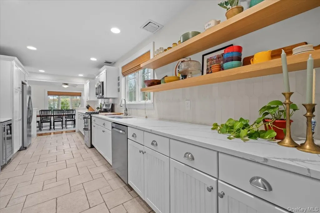 26 Shadow Lane Larchmont NY 10538