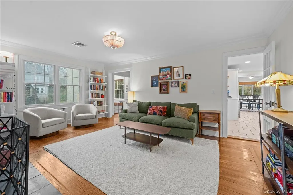26 Shadow Lane Larchmont NY 10538